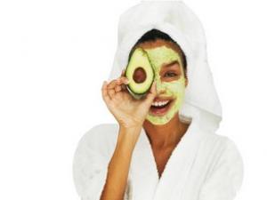 Маска для лица из авокадо: польза, рецепты, результат