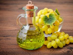 Виноградное масло и его польза против старения кожи